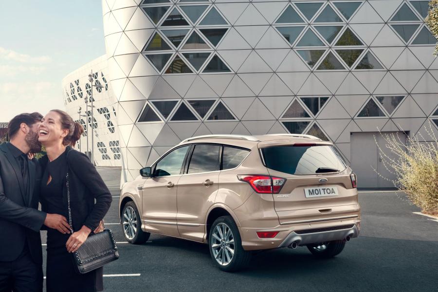  Ford Vignale Kuga 2016 года  (фото 21 из 38)